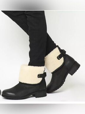 Women's UGG Aldon Boots. Black leather Shearling-Lined